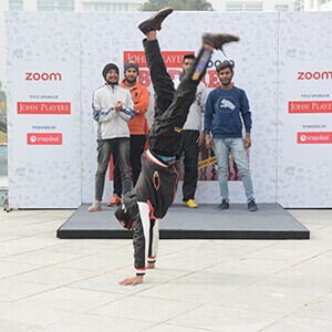 Zoom & John Players Buddiez